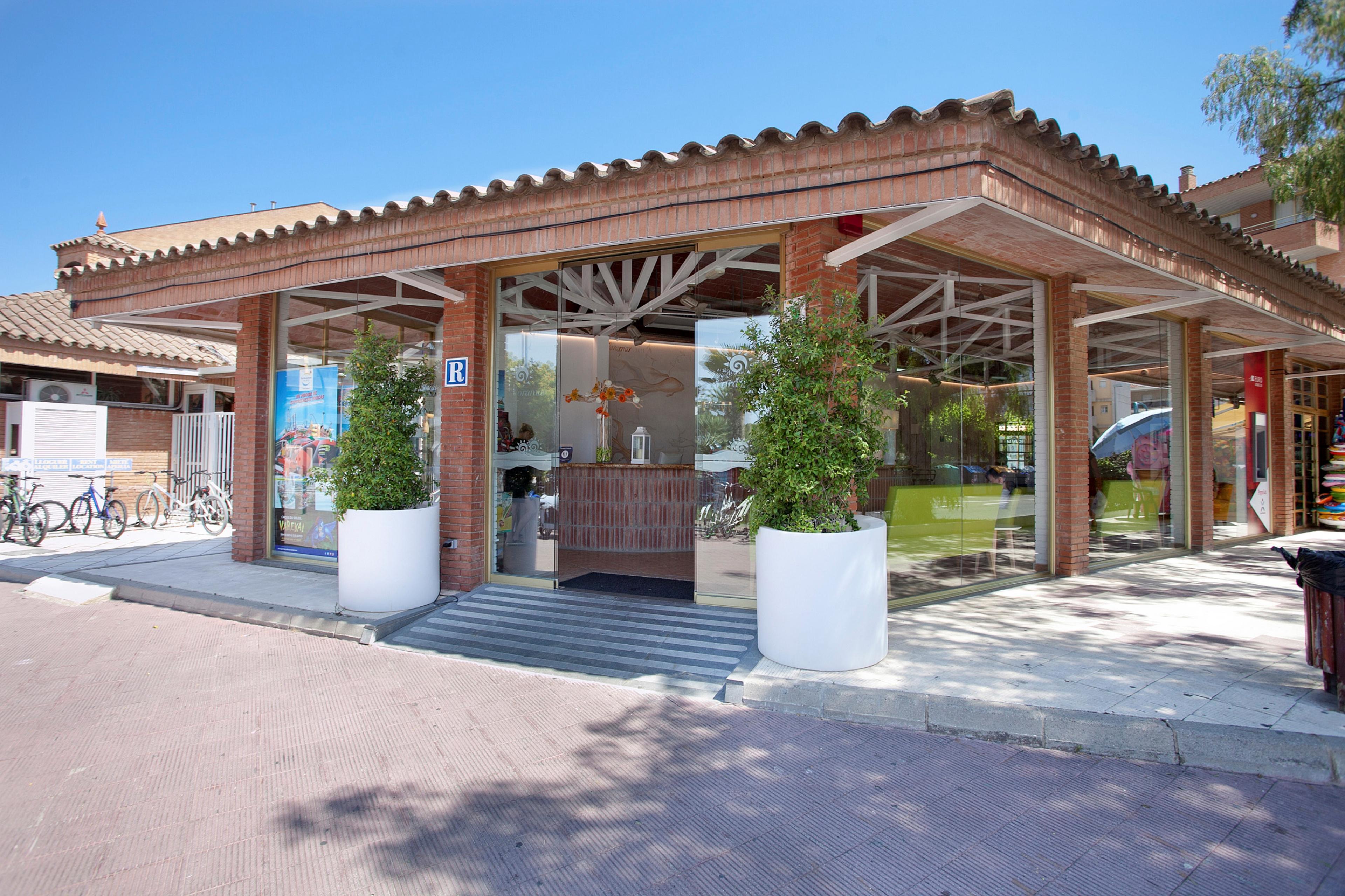 Voramar Cambrils Hotel Buitenkant foto